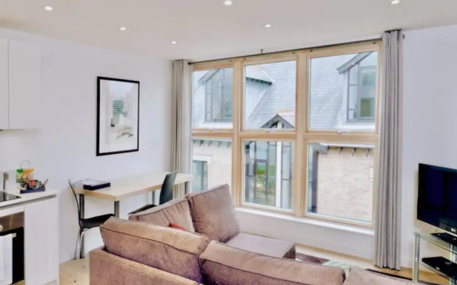 Your Space Apartments - Cambridge Place