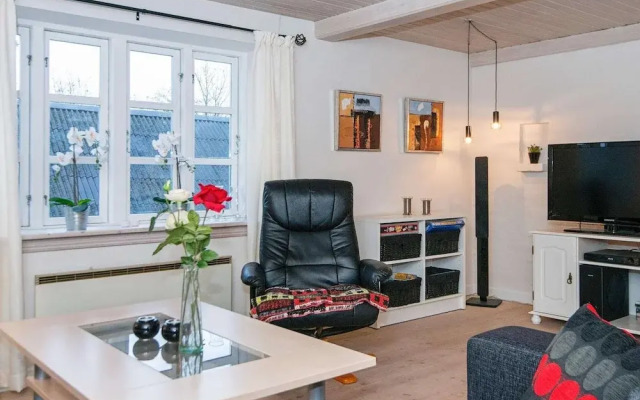 6 Person Holiday Home in Grenaa