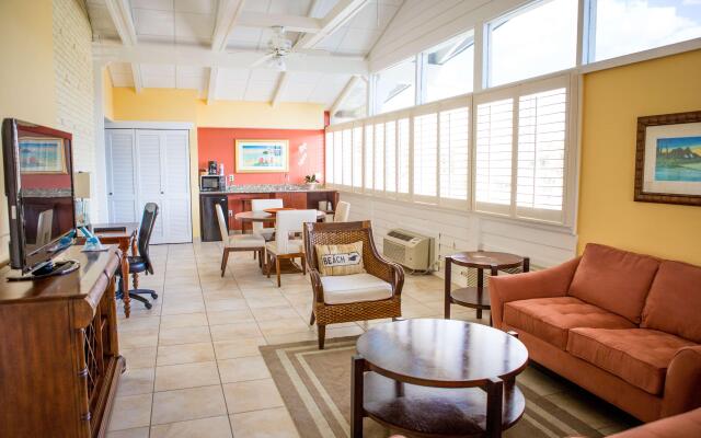 Best Western Plus Yacht Harbor Inn