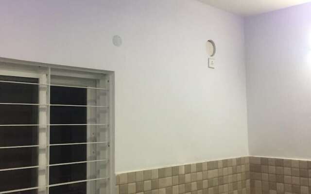 Prestige service apartment