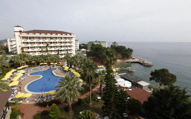 Aska Bayview Resort 