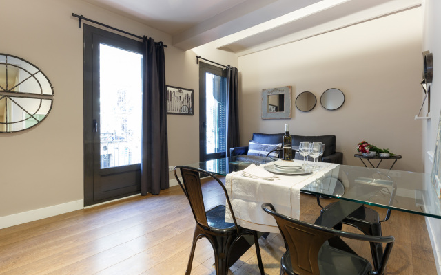 AinB Eixample Miró Apartments