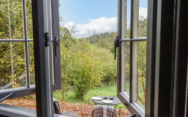 Hideaway Cabin