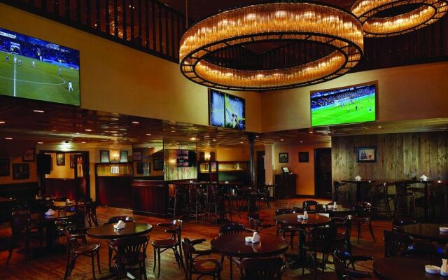 Grand Millennium Al Wahda Residence