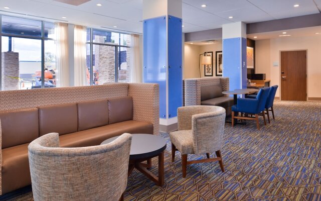 Holiday Inn Express Bloomington