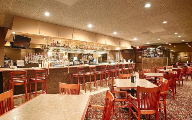 Bismarck Hotel and Conference Center