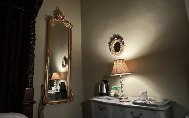 Central Bath Georgian Rooms