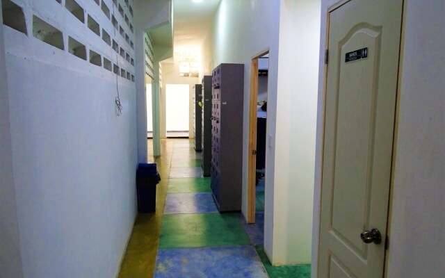 Espiritu Santo hostel by Maos