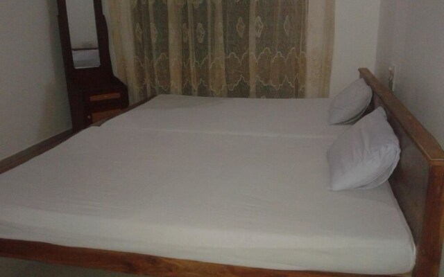 Randi Guest House - Mirissa Beach