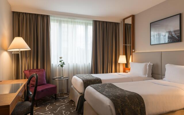 Mövenpick Hotel Paris Neuilly