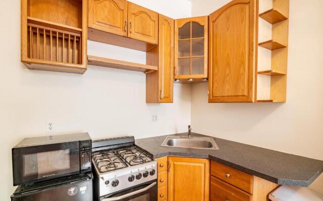 West 30th Street Guest House