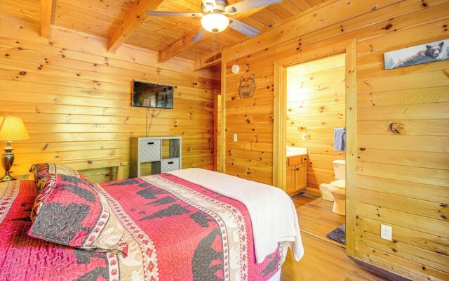 Sevierville Cabin w/ Hot Tub & Deck!