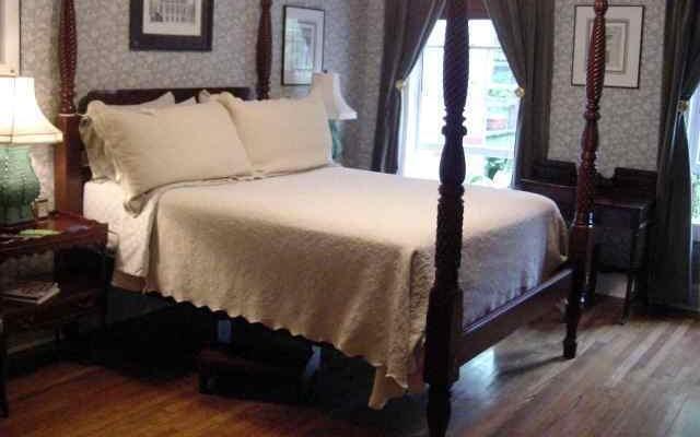 Two-O-One Bed and Breakfast