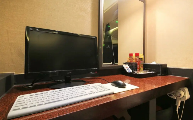 Hwagok Carlton Hotel(화곡 칼튼호텔)