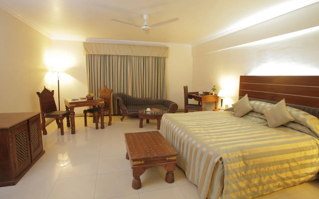 Hotel Om Tower