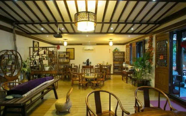 Shaoxing Dayue Xiaoyuan Culture Theme Hotel (Lu Xun's hometown Shenyuan Branch)