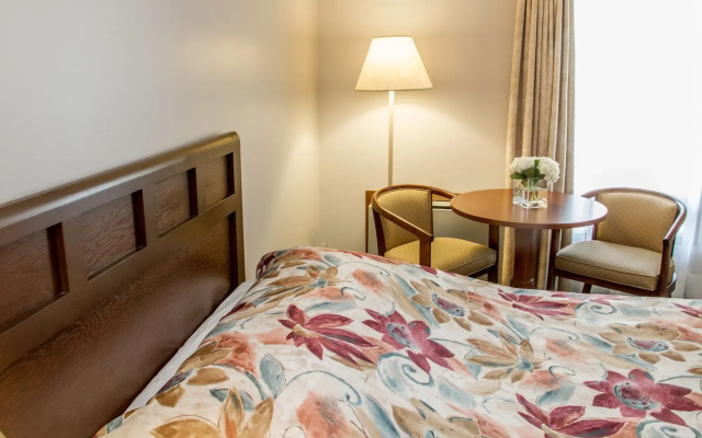 Rideau Heights Inn