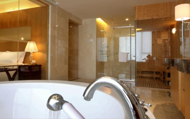 Hotel Paris Pan-Island