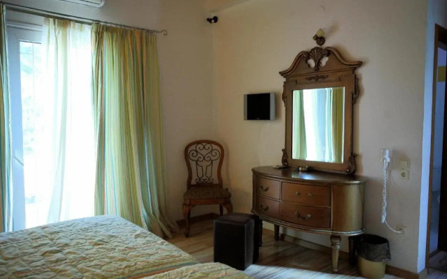 Malemi Organic Hotel