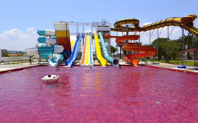 One Resort Aqua Park & Spa
