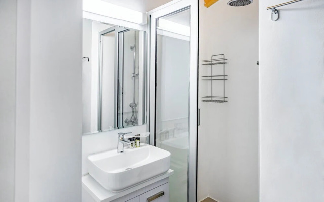Olga Apt 4- Lovely Studio on Ground Floor