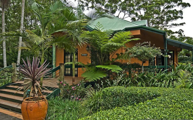 Escarpment Retreat