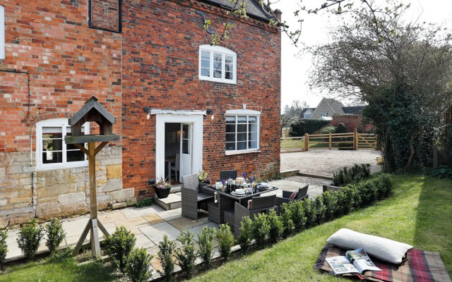 The Old School House