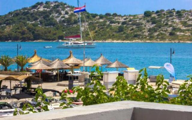 House-Apartment More