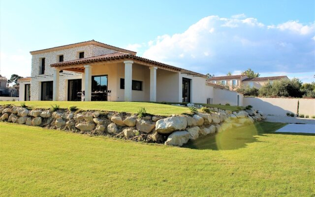 Propriété à St Remy De Provence