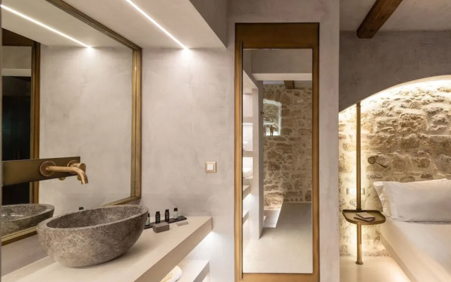 Inotropes Boutique Suites