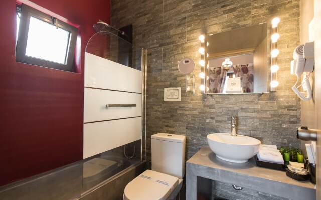 Theatro Hotel Odysseon