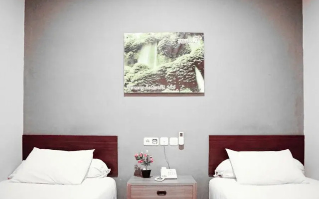 Audah Syariah Residence Mitra RedDoorz