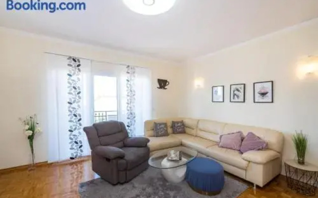 Apartment Višnja