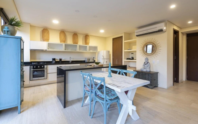 Beautifully Designed Duplex w Wifi Parque de Los Novios