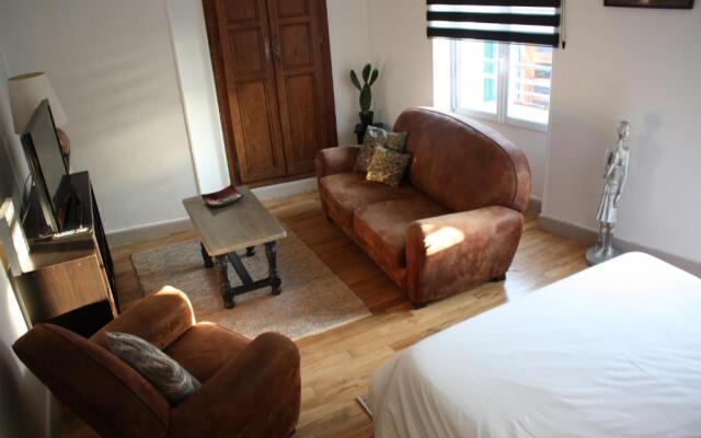 Bel appartement indépendant centre de Magny-Cours avec parking