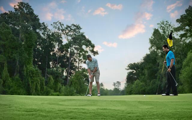 The Woodlands Resort, Curio Collection by Hilton