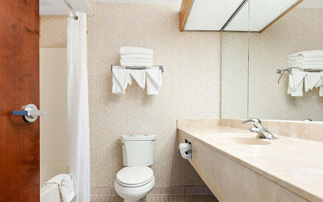 Comfort Suites New Orleans East