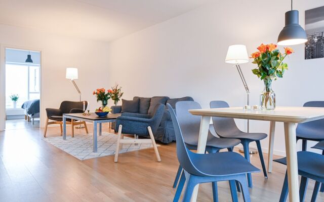 Spacious Modern 3-bedroom Apartment Near Metro Station in Copenhagen Ørestad