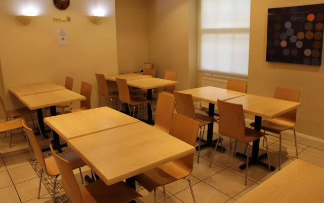 Belgrave House Hotel