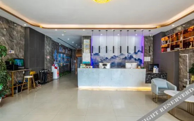 Yifeng Hotel