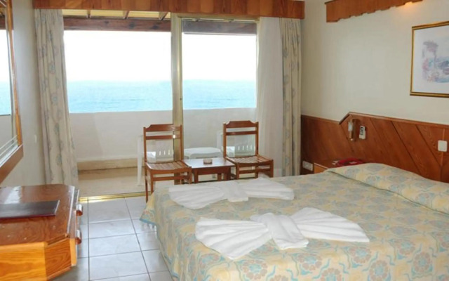 Rubi Hotel