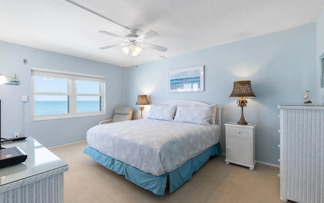 Ponce de Leon Towers 301