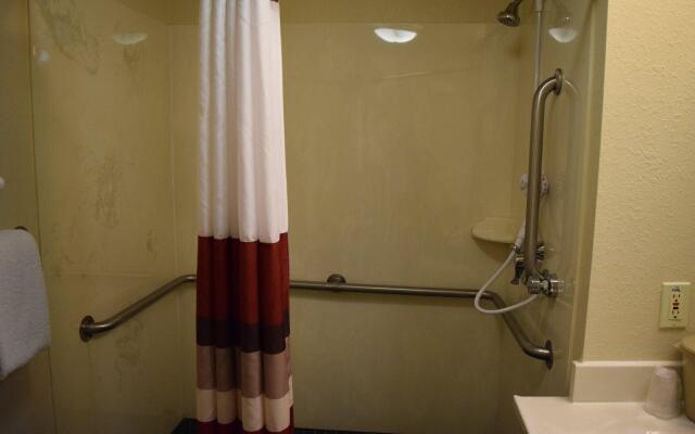 Red Roof Inn Boardman