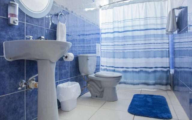 Colinas del Atlantico Vacational House 2nd Floor
