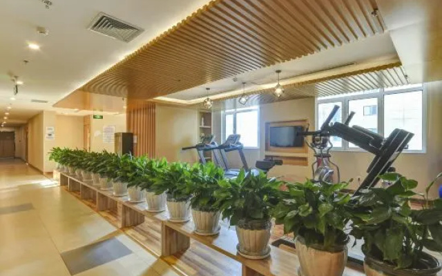 Holiday Inn Express Tangshan Downtown – Hotel Rooms – Tangshan