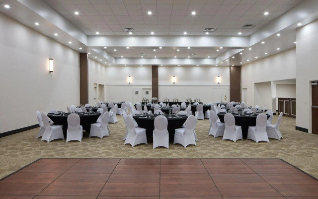 Four Points By Sheraton Virginia Beach Oceanfront