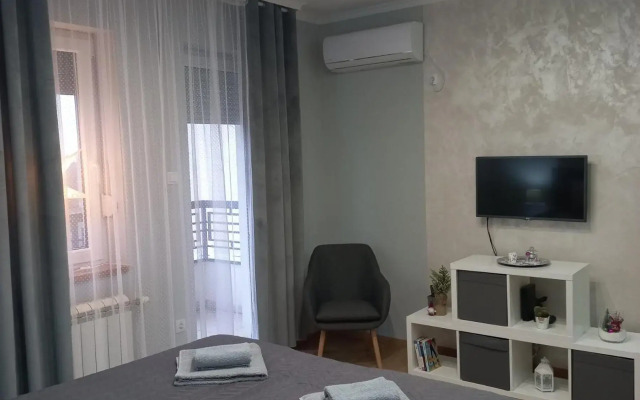 Apartman Lola