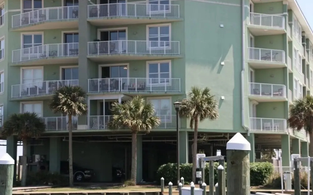 Navy Cove 1207 - 2 Br Condo