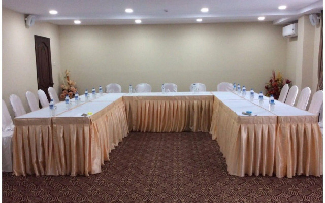 Royal Pavilion Hotel