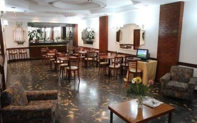 Hotel Rodney